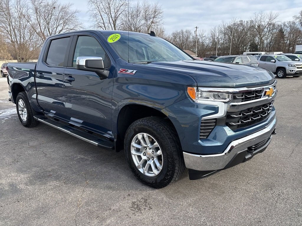 Used 2024 Chevrolet Silverado 1500 LT Truck