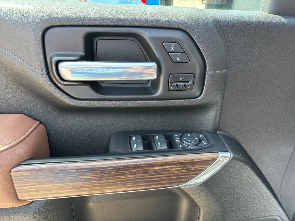 2022 Chevrolet Silverado 2500HD High Country - Photo 17