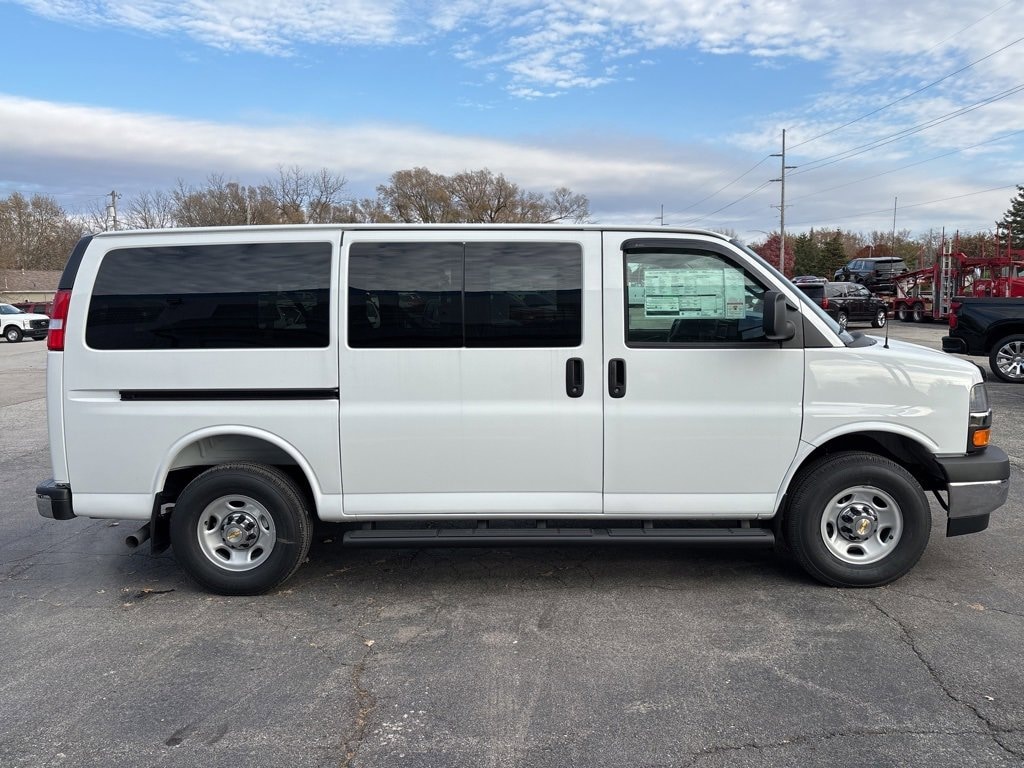 New 2025 Chevrolet Express Passenger 2500 1LS Van