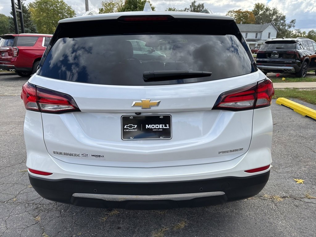 2024 Chevrolet Equinox Premier photo 4