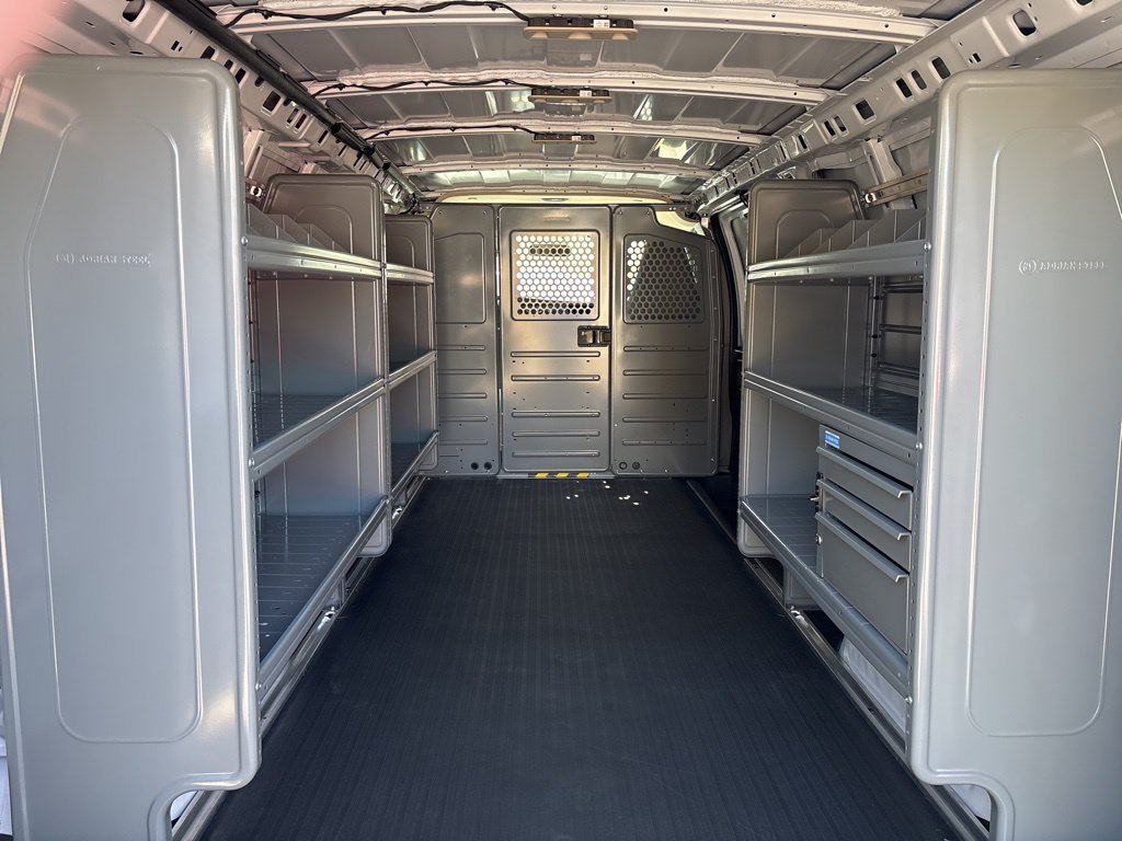 2025 Chevrolet Express Cargo Work Van - Photo 6