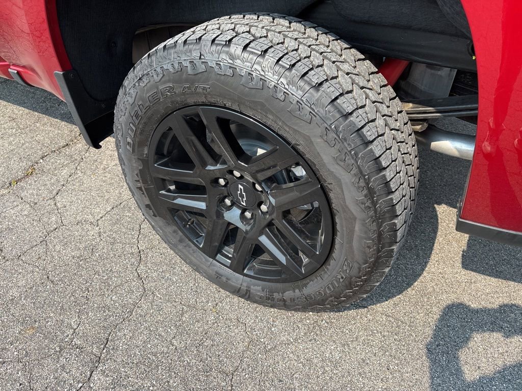 2025 Chevrolet Silverado 1500 LT Trail Boss - Photo 9