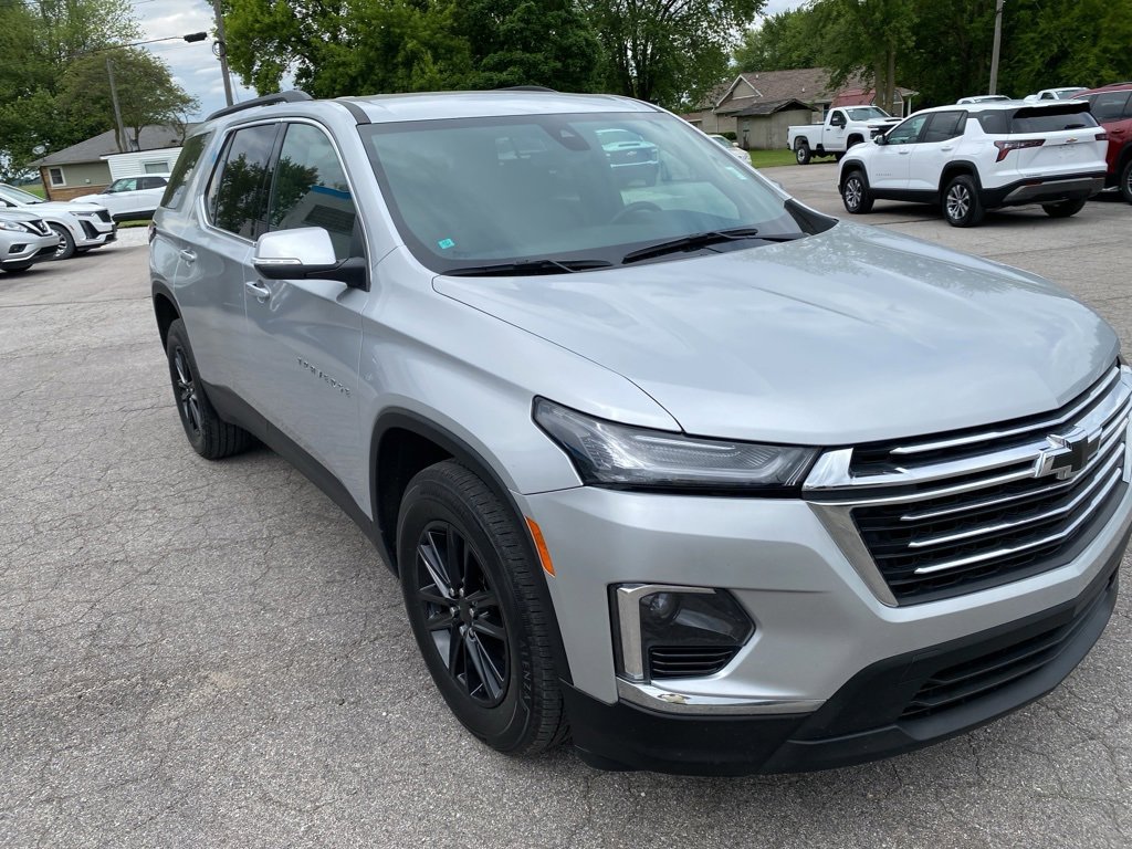 2022 Chevrolet Traverse Cloth photo 3