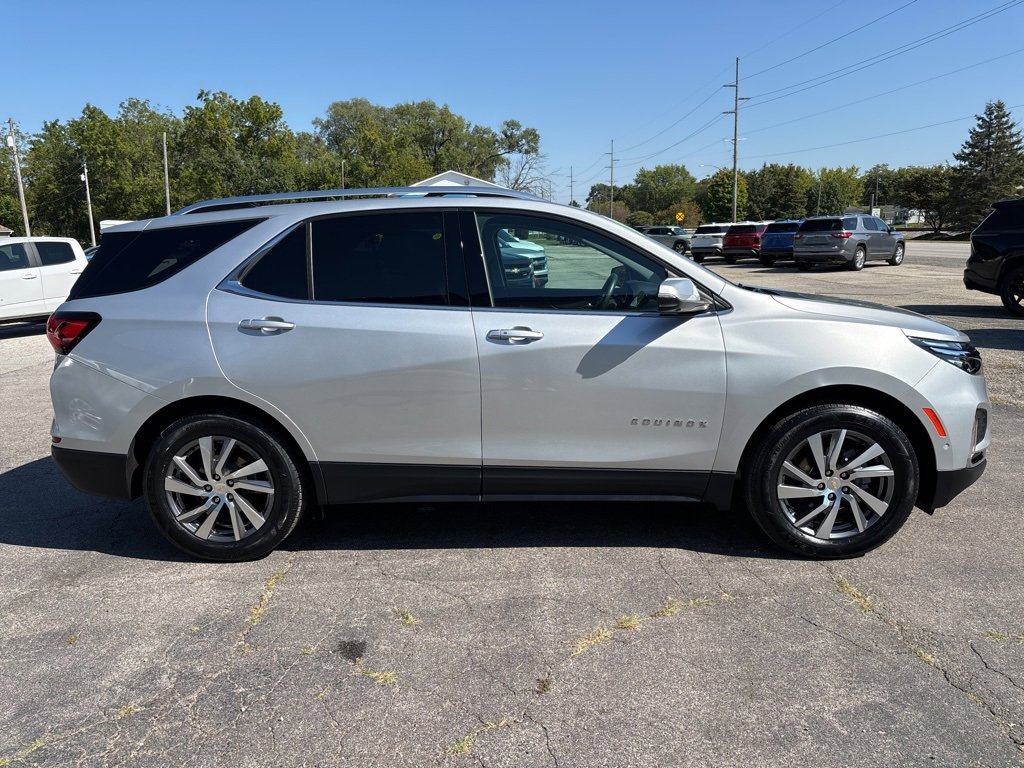 2022 Chevrolet Equinox Premier photo 3