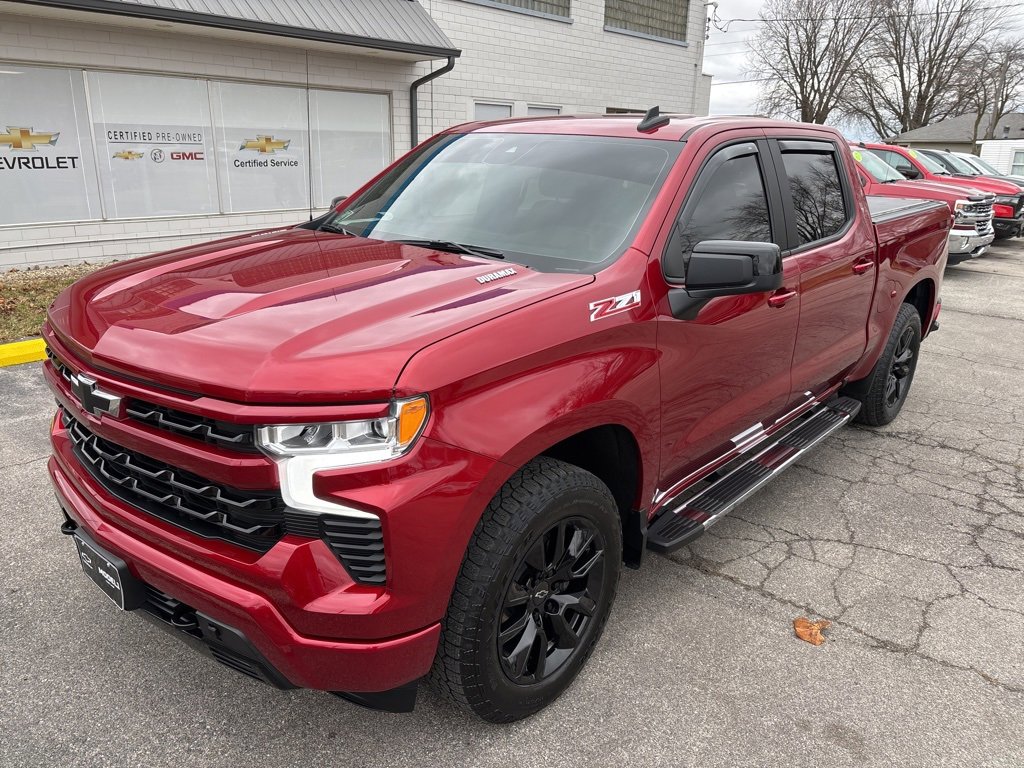 2023 Chevrolet Silverado RST's photo