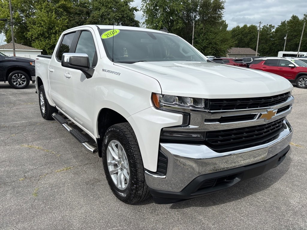 2020 Chevrolet Silverado 1500 LT photo 3