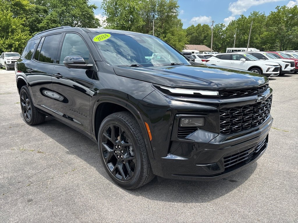 2024 Chevrolet Traverse RS photo 3