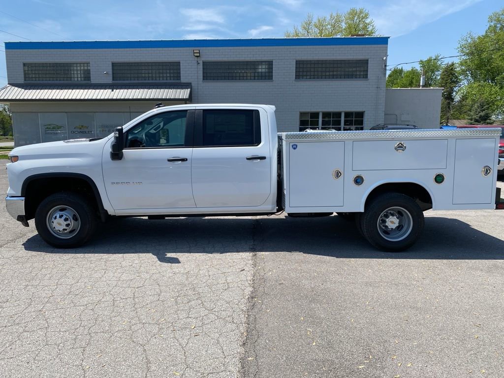 2025 Chevrolet Silverado 3500 HD Work Truck - Photo 12