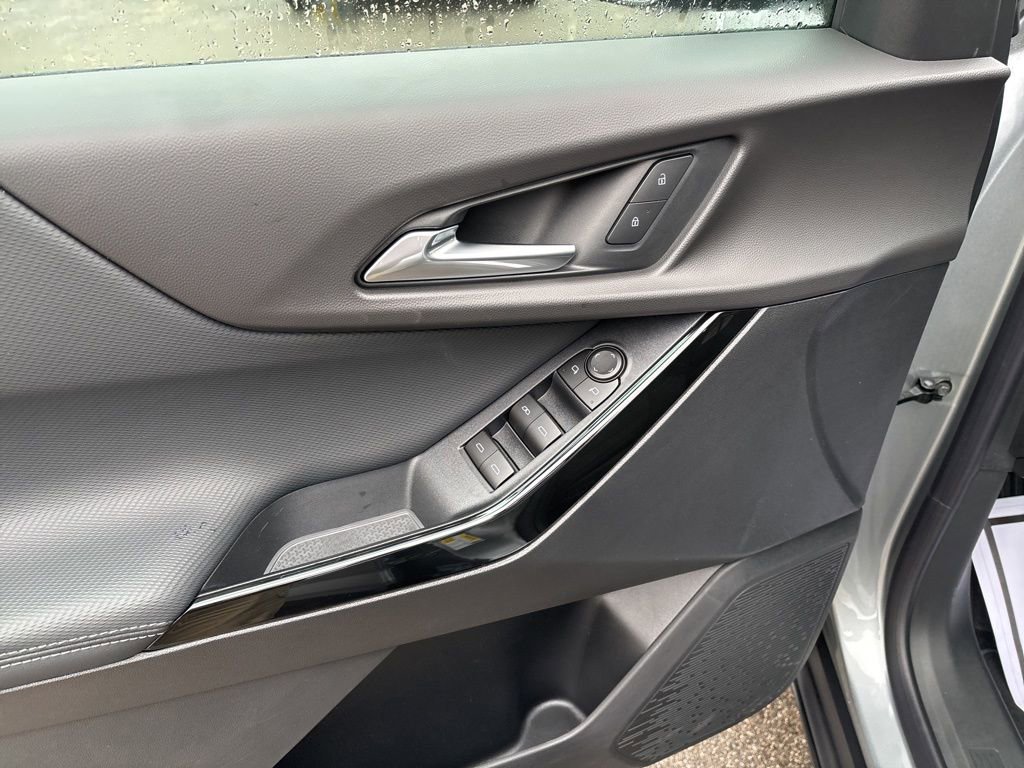 2026 Chevrolet Equinox LT - Photo 10