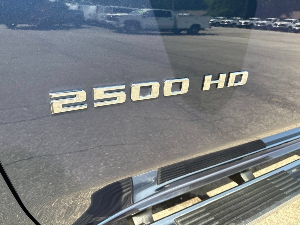 2022 Chevrolet Silverado 2500HD High Country - Photo 10