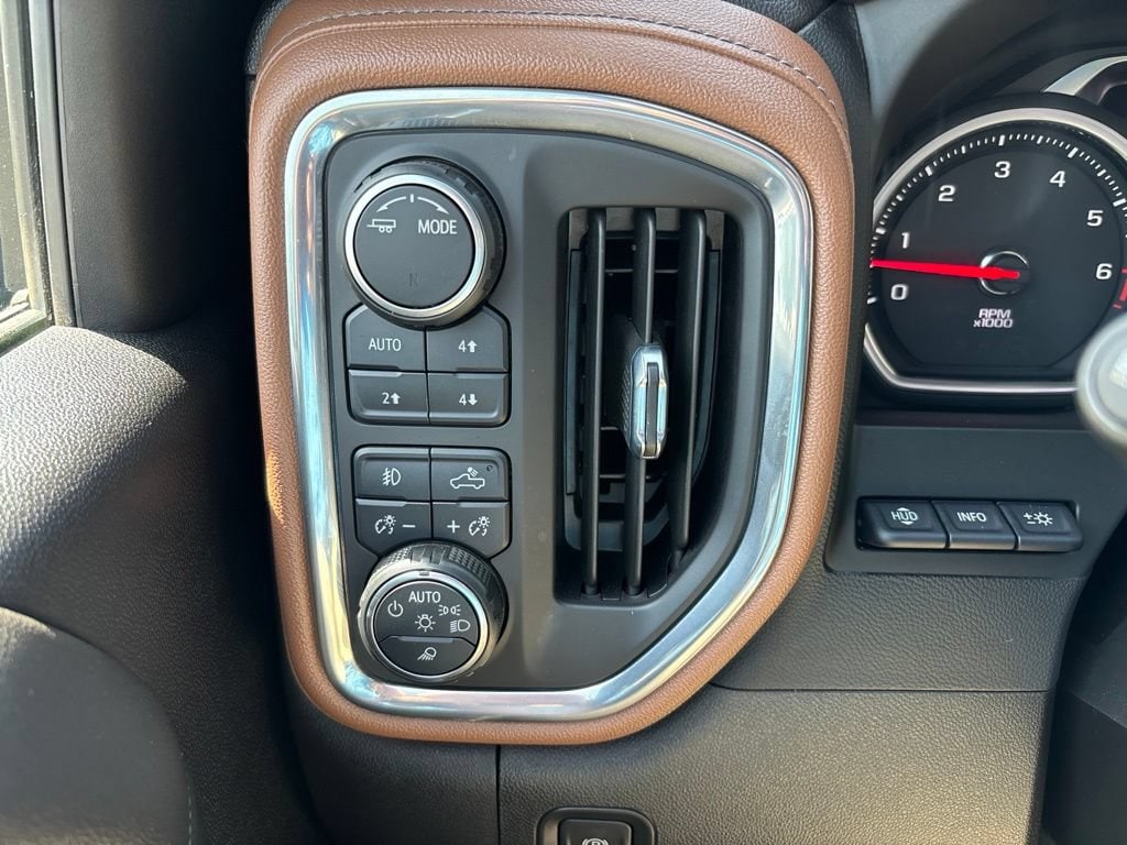 2022 Chevrolet Silverado 2500HD High Country - Photo 19