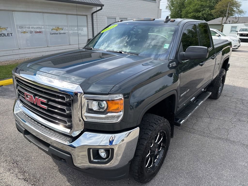 2017 GMC Sierra 4WD Double Cab Standard Box SLE's photo