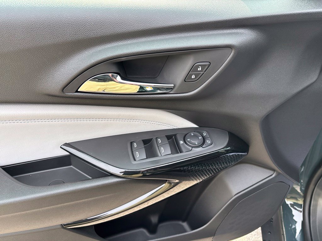 2026 Chevrolet Trax LT - Photo 15