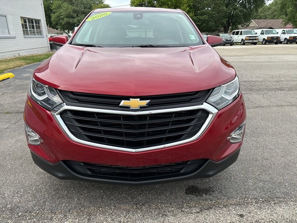 Used 2020 Chevrolet Equinox LT with VIN 2GNAXKEVXL6267519 for sale in Kentland, IN