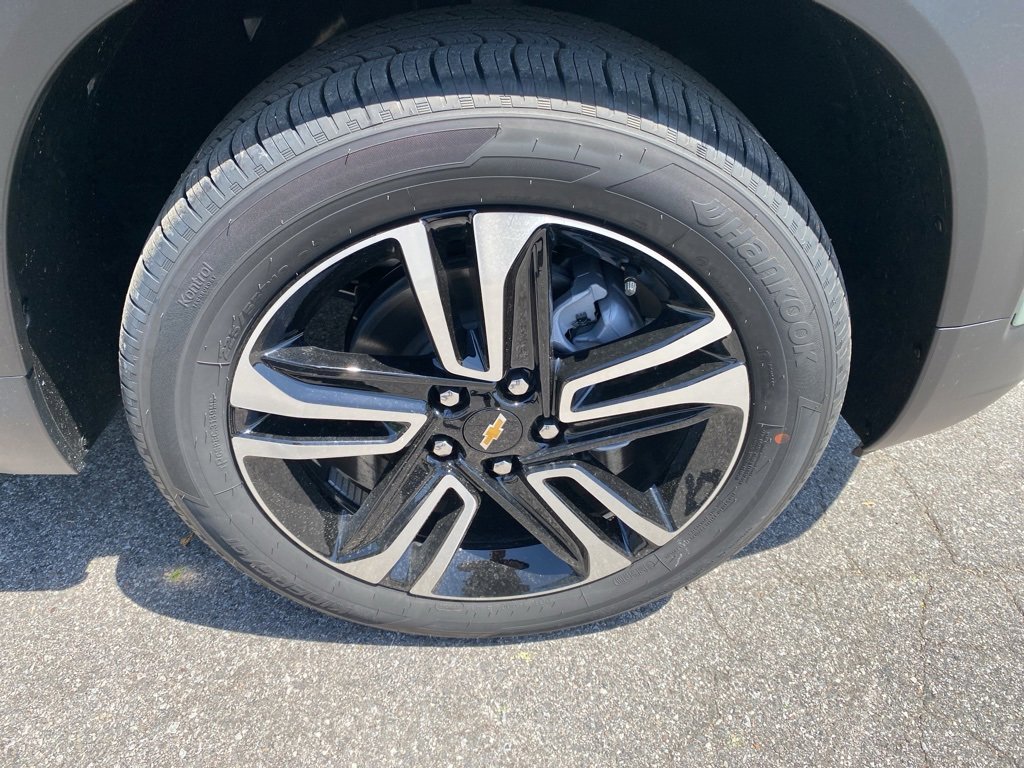 2025 Chevrolet Trailblazer LT photo 4