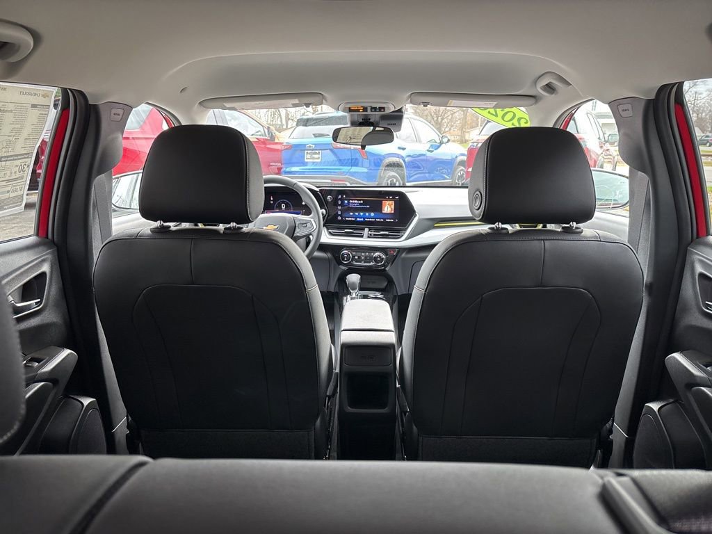 2026 Chevrolet Trax LT - Photo 9