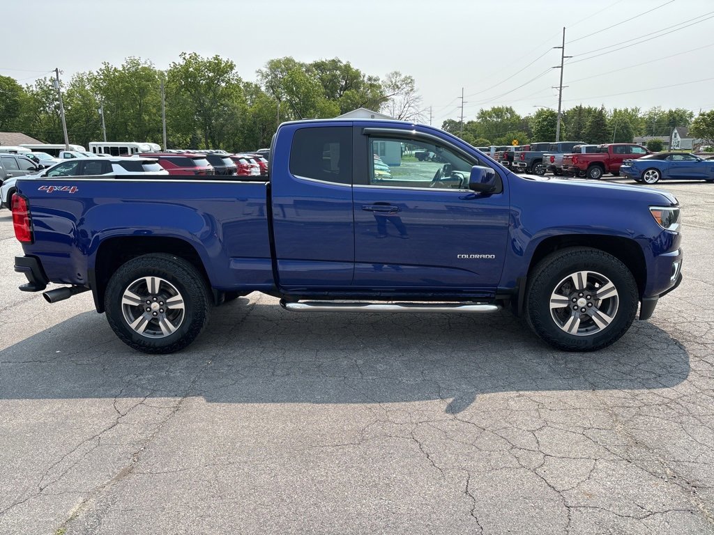 2017 Chevrolet Colorado LT photo 4