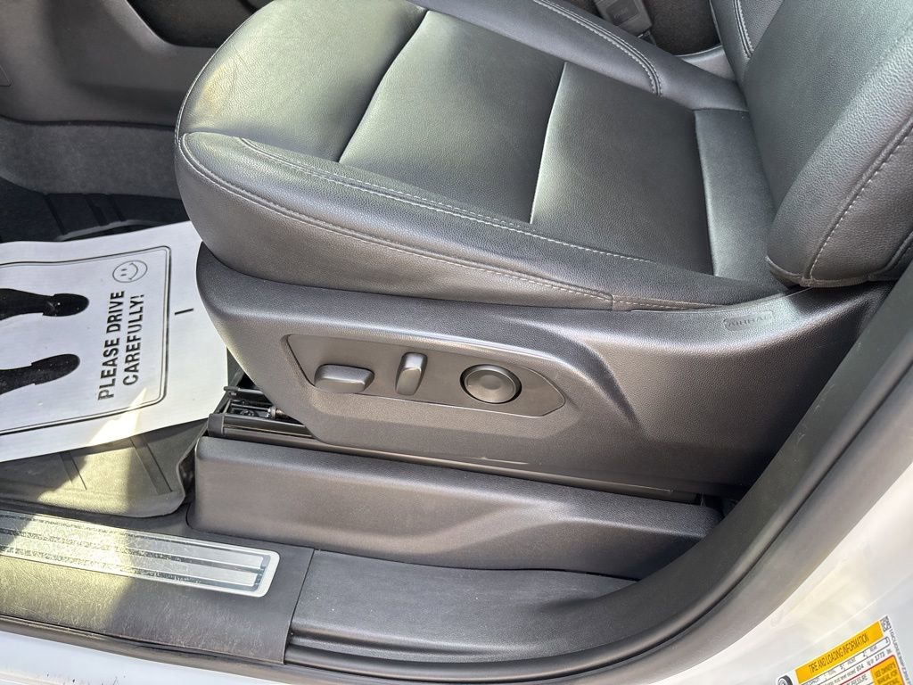 2023 Chevrolet Silverado 1500 RST - Photo 17