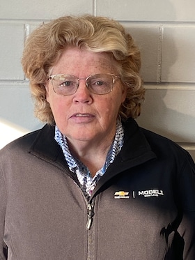 Staff member Becky Turner from ID_9c384d