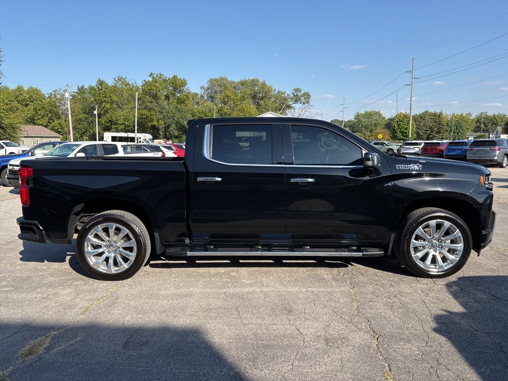 2021 Chevrolet Silverado 1500 High Country photo 2