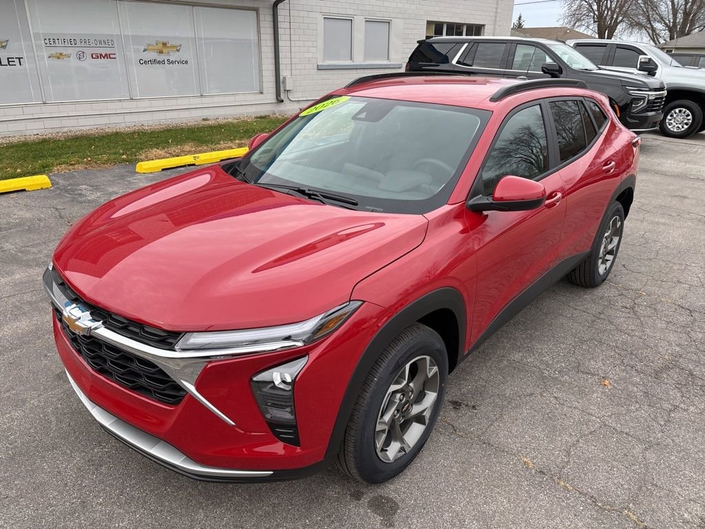 New 2026 Chevrolet Trax LT SUV