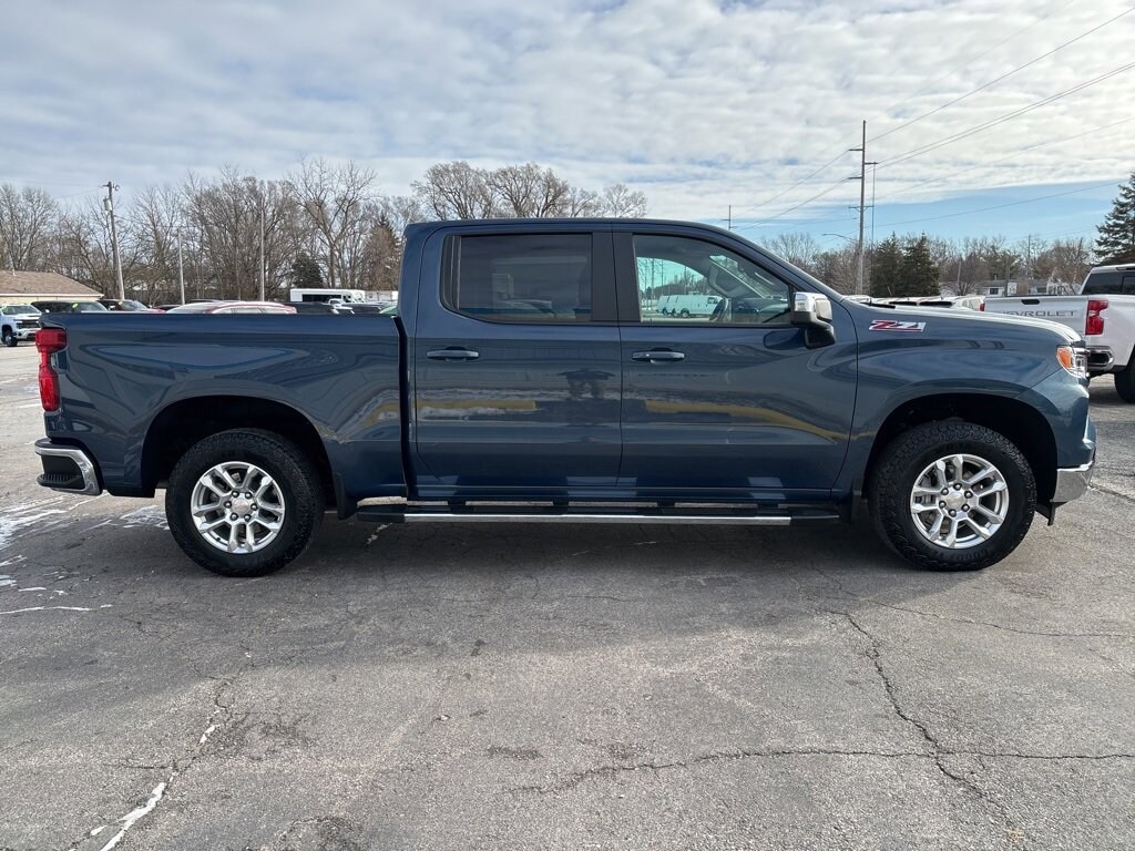 Used 2024 Chevrolet Silverado 1500 LT Truck