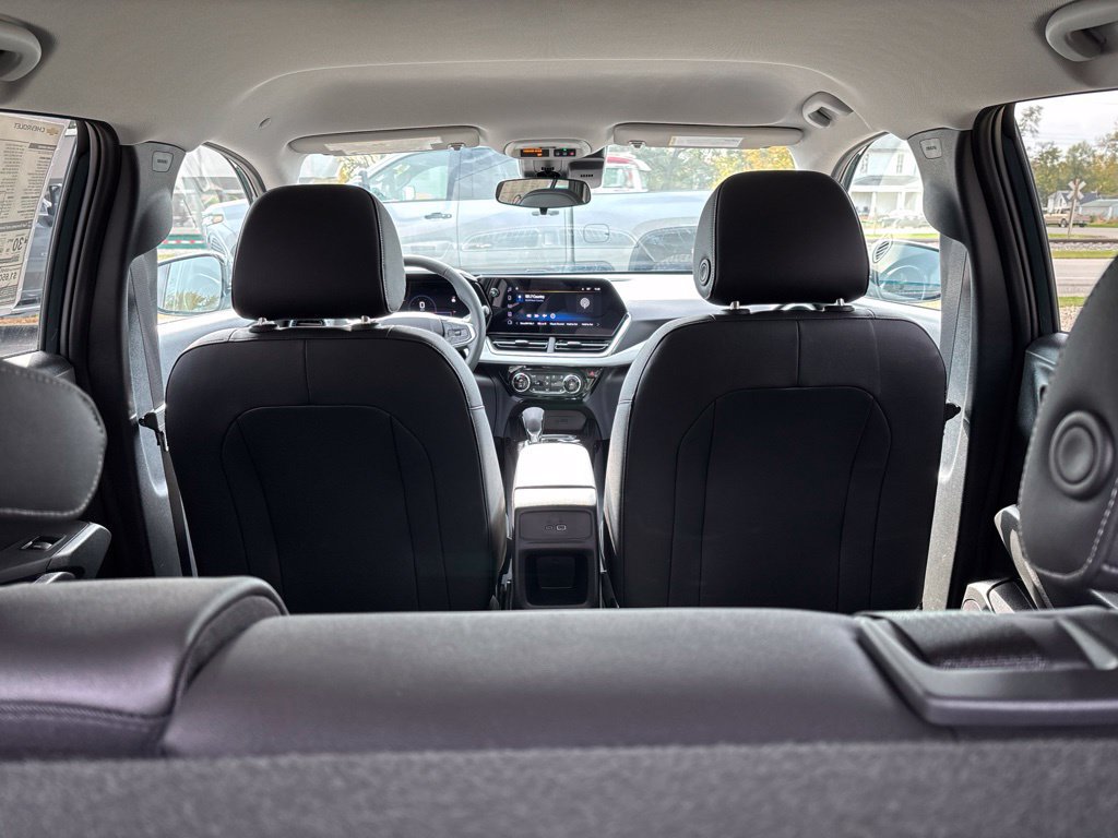 2026 Chevrolet Trax LT - Photo 13