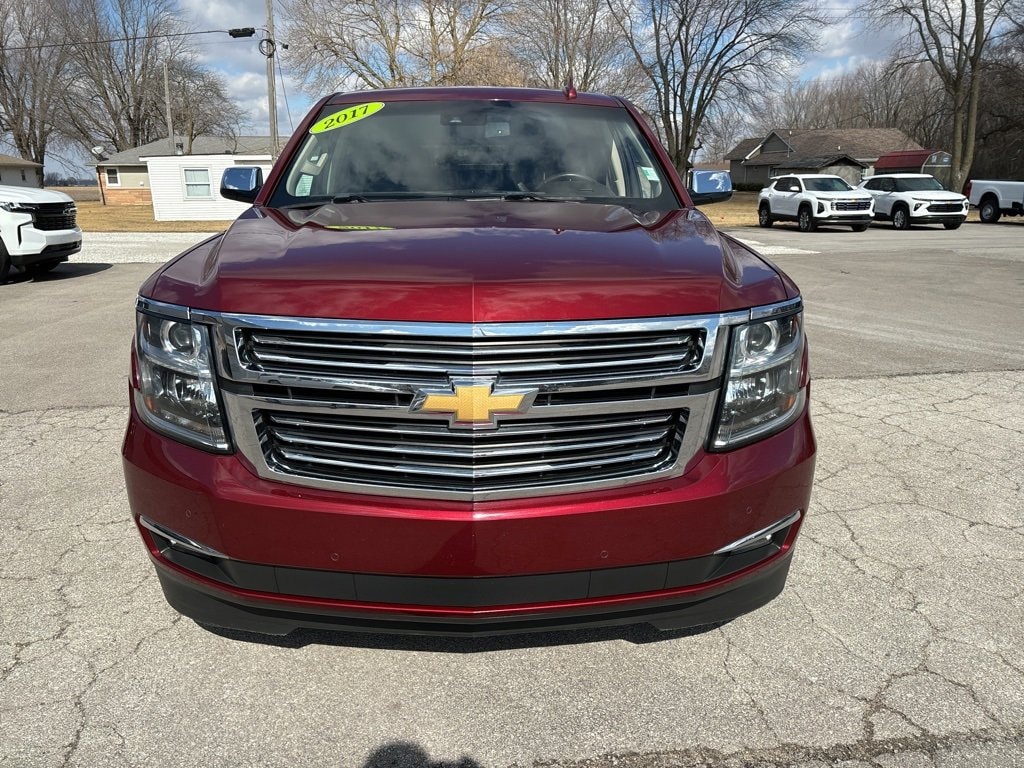 Used 2017 Chevrolet Tahoe Premier with VIN 1GNSKCKC3HR173148 for sale in Kentland, IN