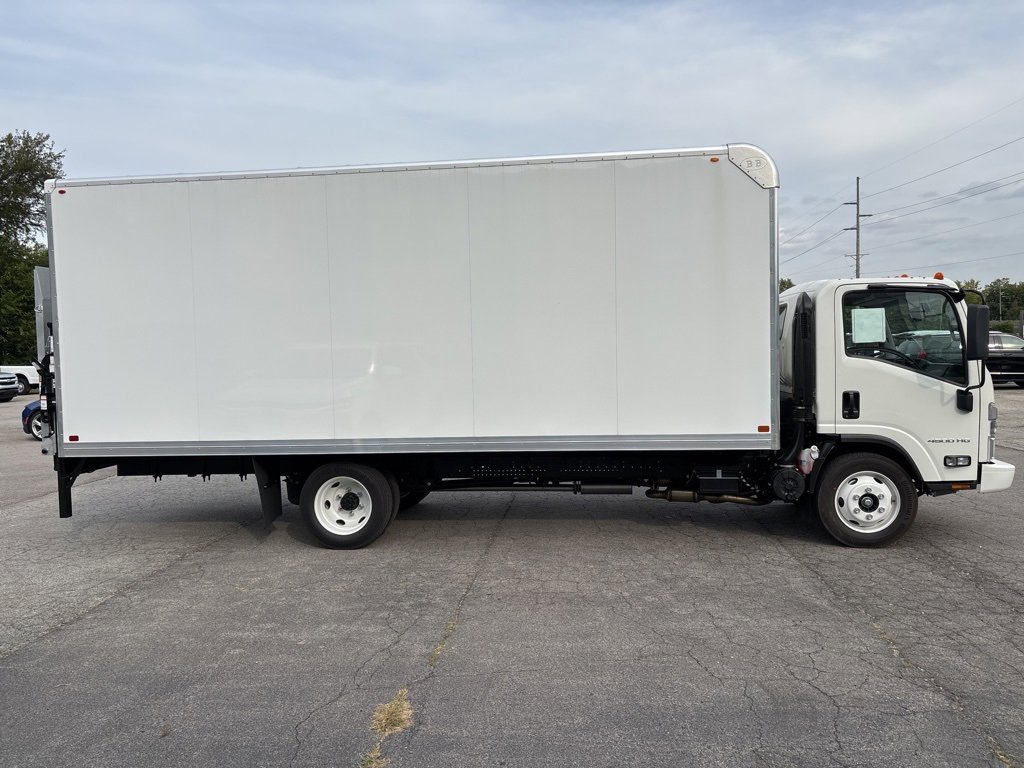 2026 Chevrolet Silverado 3500HD 4500HD photo 4