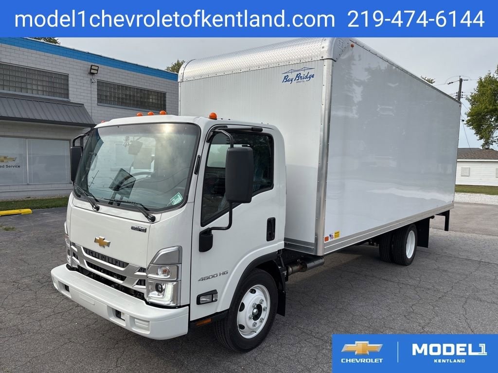 2026 Chevrolet Low Cab Forward 4500 Gas 176" WB Regular Cab's photo