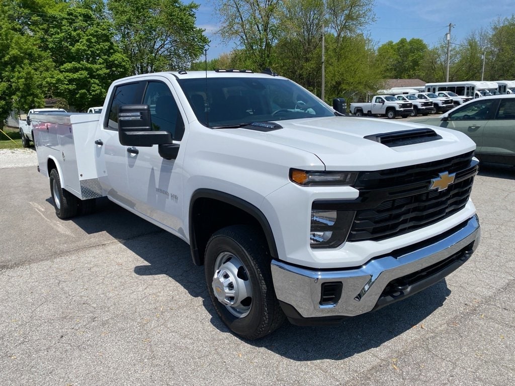 New 2025 Chevrolet Silverado 3500 HD Chassis Cab Work Truck Truck