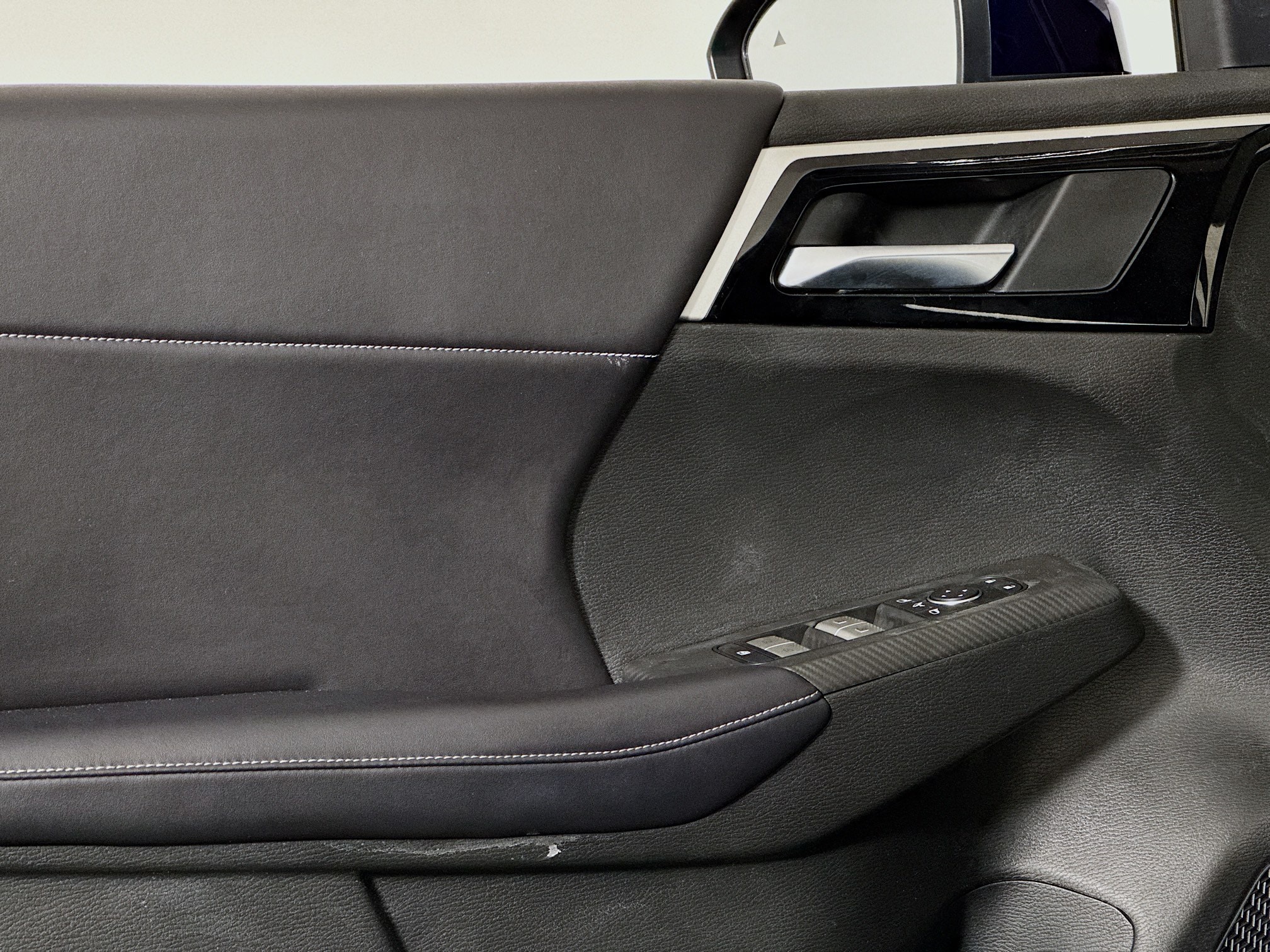 2023 Mitsubishi Outlander Plug-In Hybrid SE - Photo 20