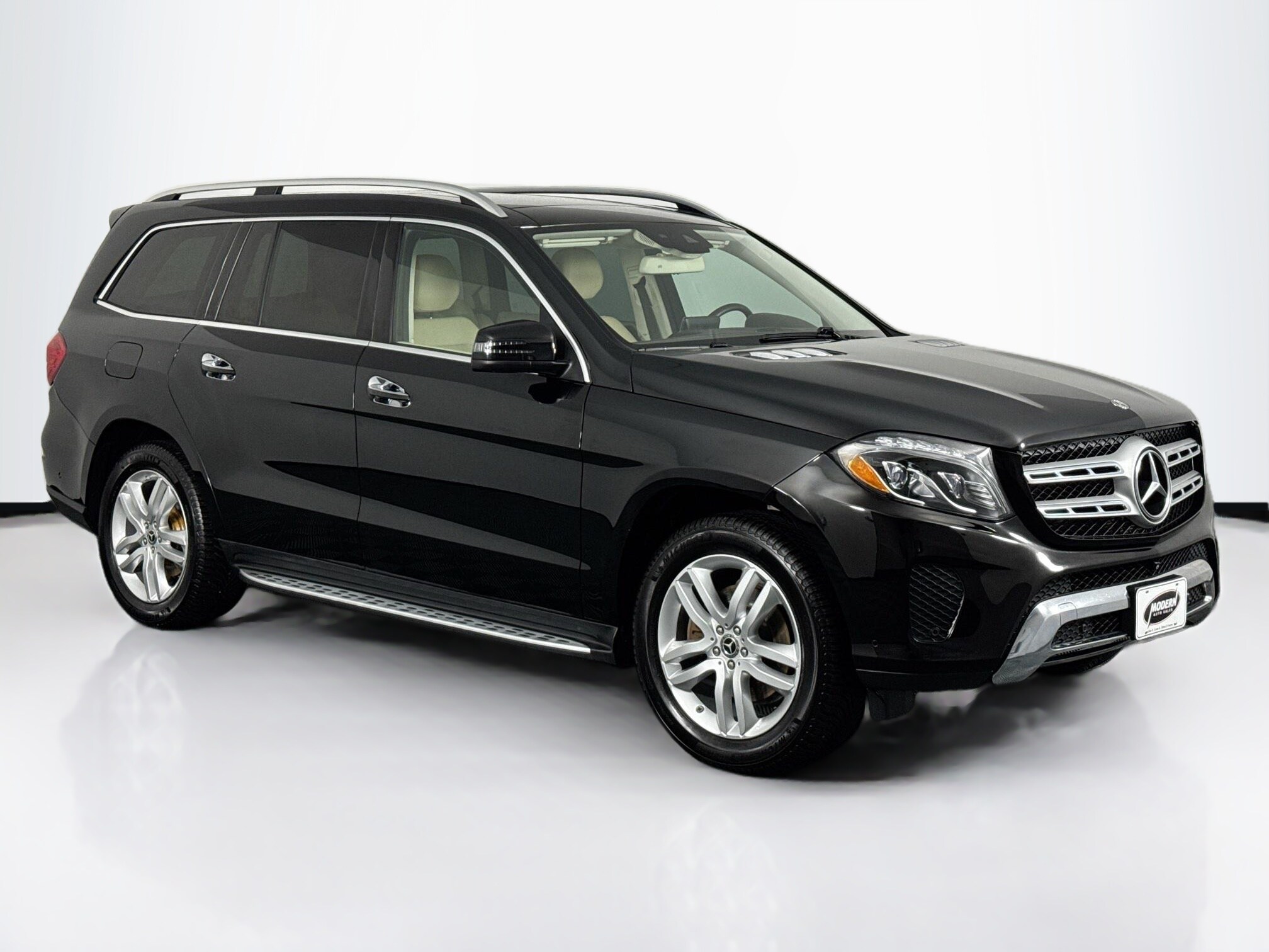 2018 Mercedes Benz GLS 450 photo 2