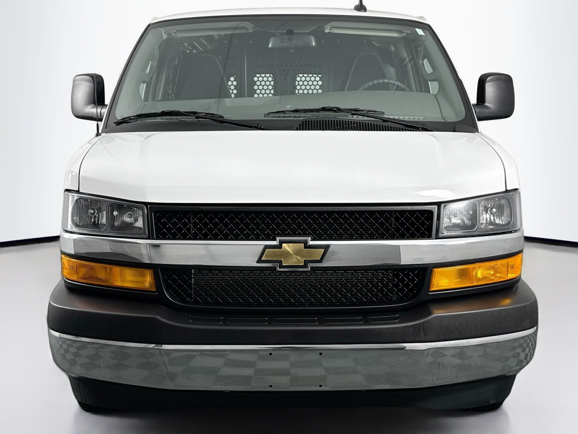 2024 Chevrolet Express 2500 Work Cargo Van photo 4