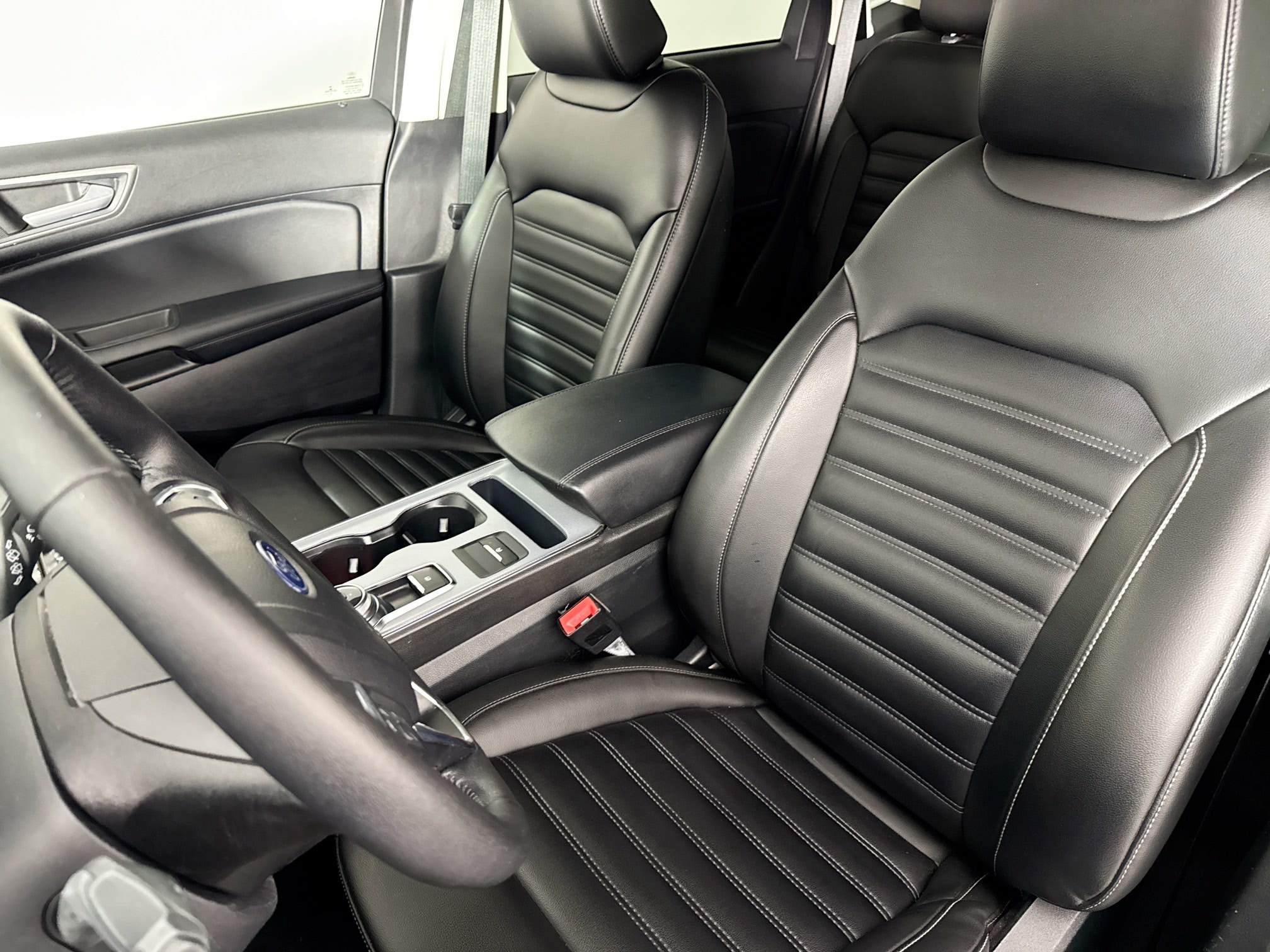 2021 Ford Edge SEL - Photo 23
