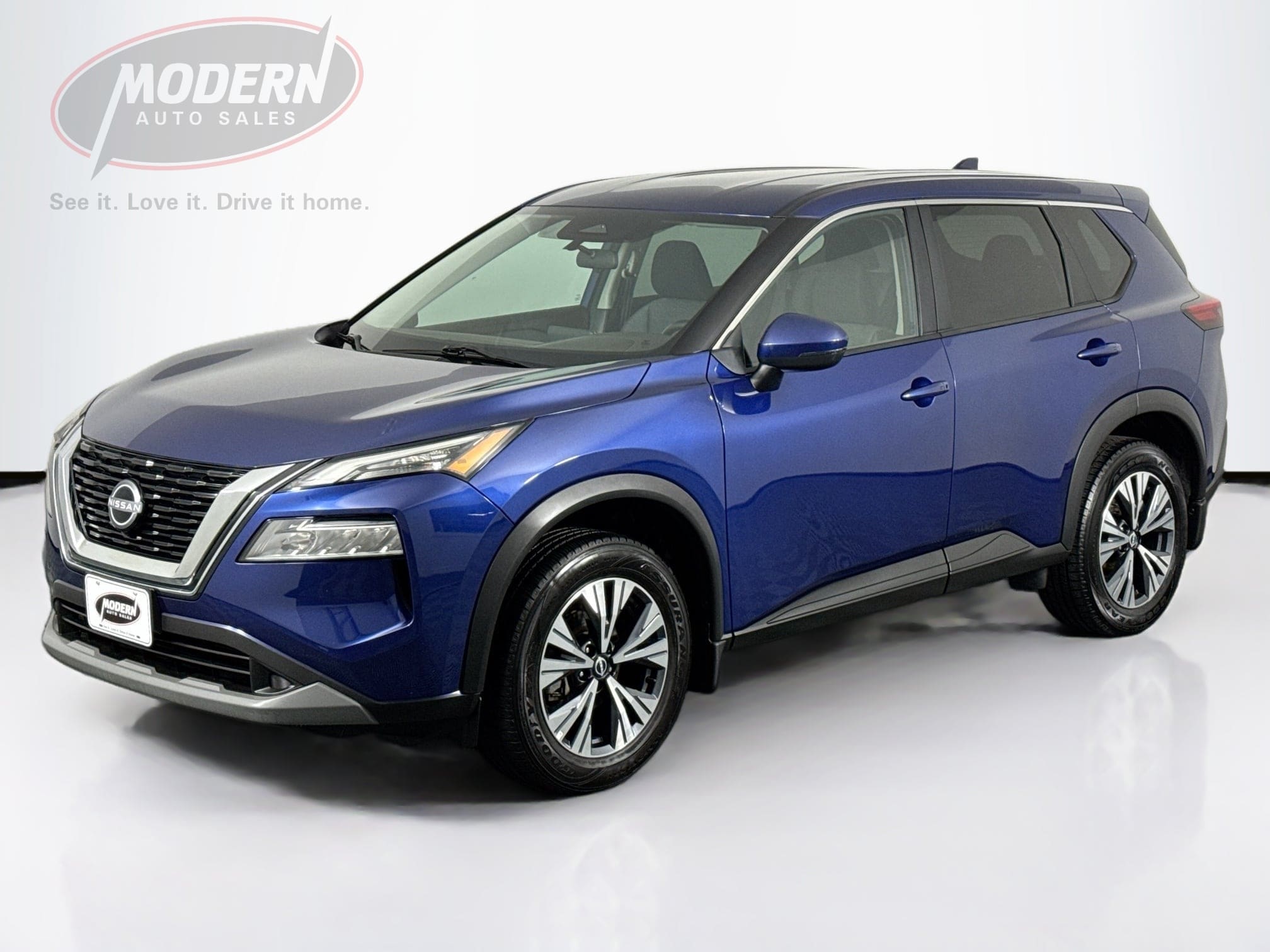 2022 Nissan Rogue SV's photo
