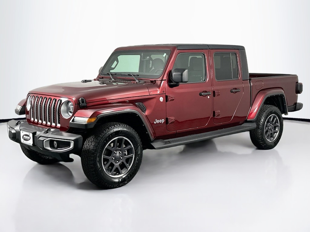 Used 2021 Jeep Gladiator Overland Truck