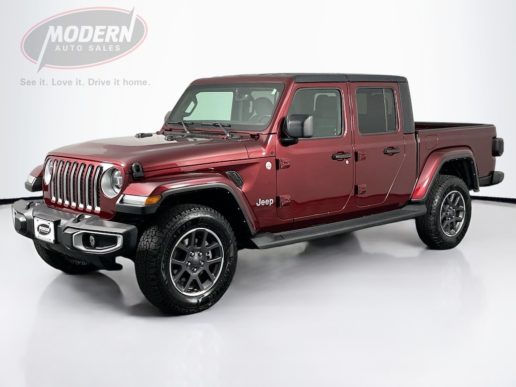 Used 2021 Jeep Gladiator Overland Truck