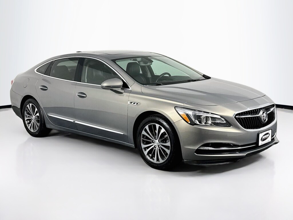Used 2017 Buick Lacrosse Essence Sedan