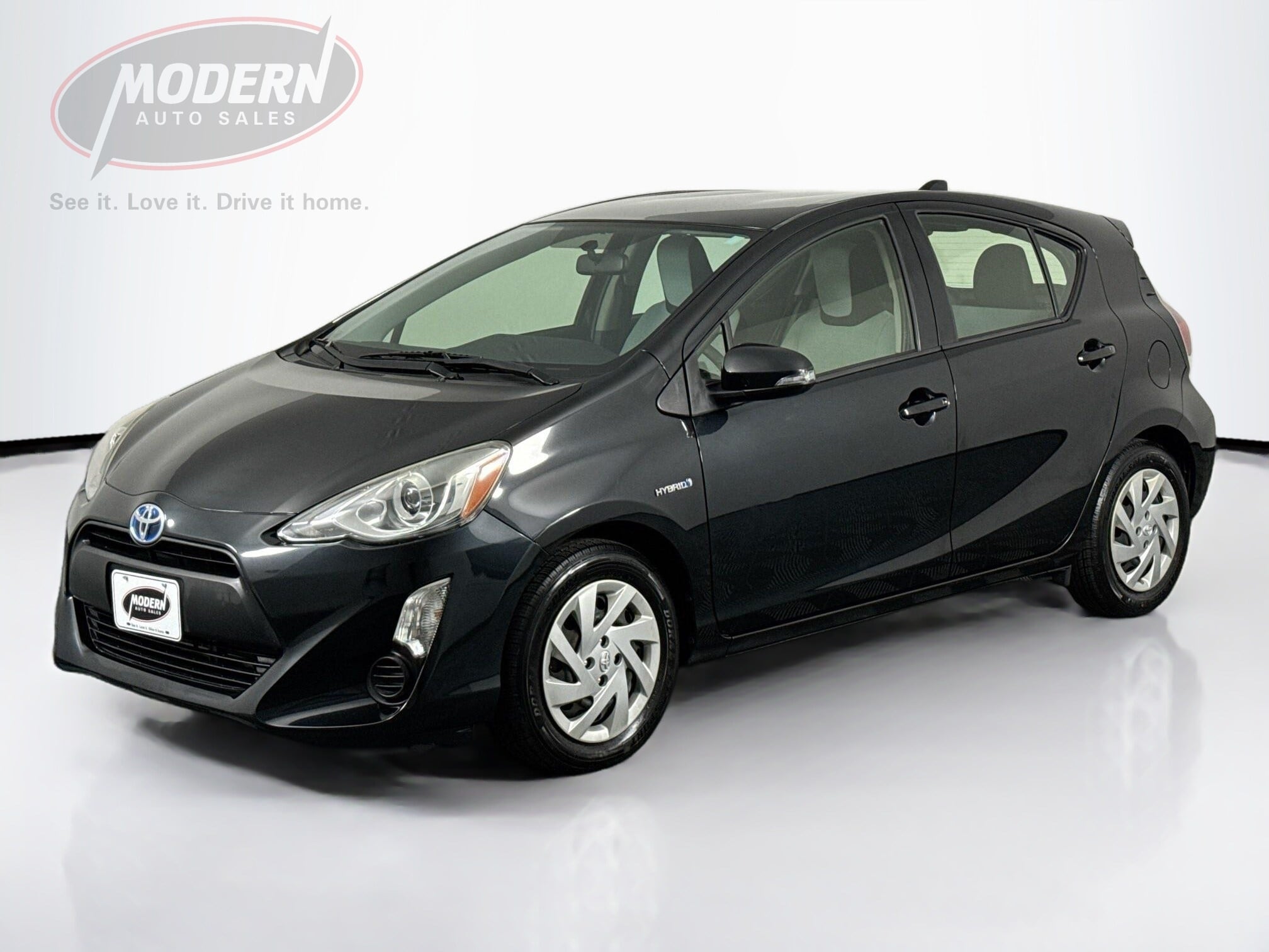 2015 Toyota Prius c One's photo