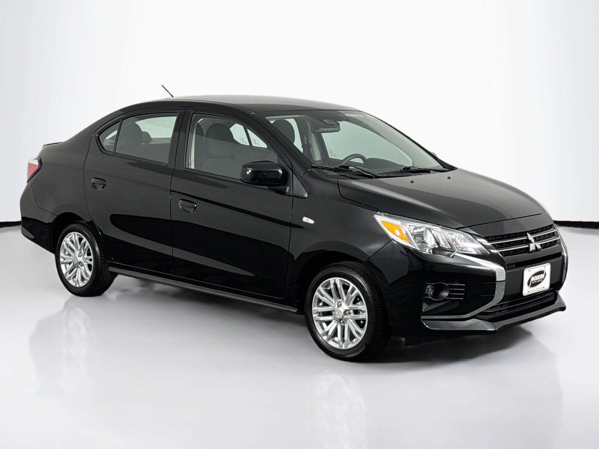 2024 Mitsubishi Mirage G4 ES photo 2