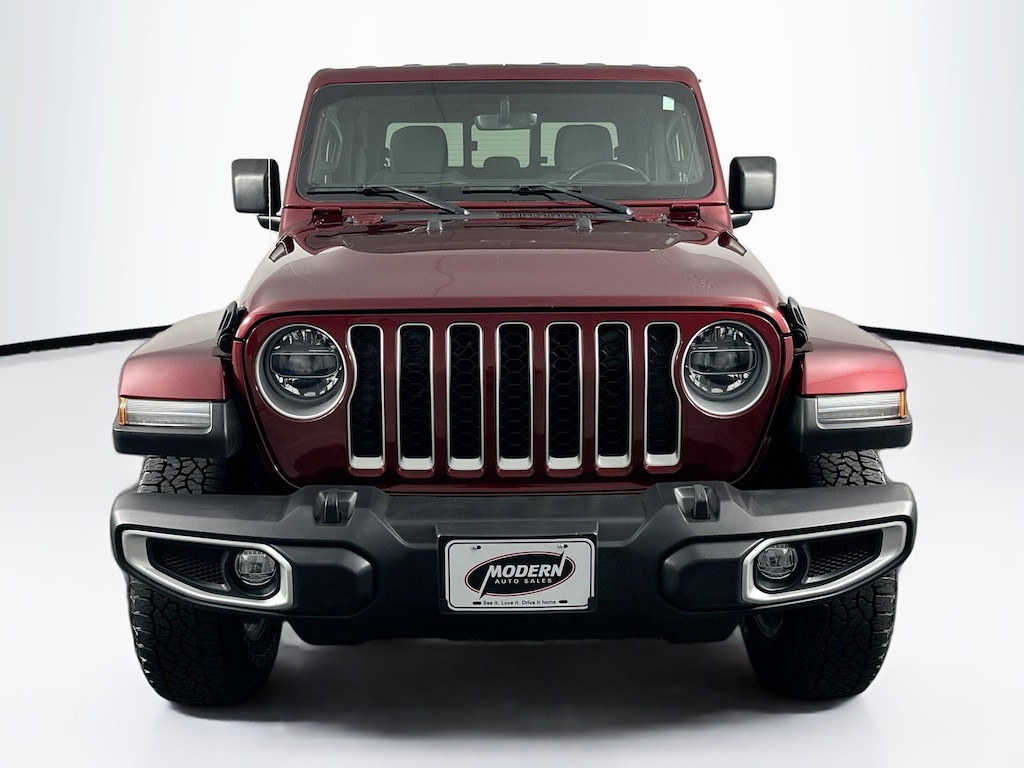 Used 2021 Jeep Gladiator Overland Truck