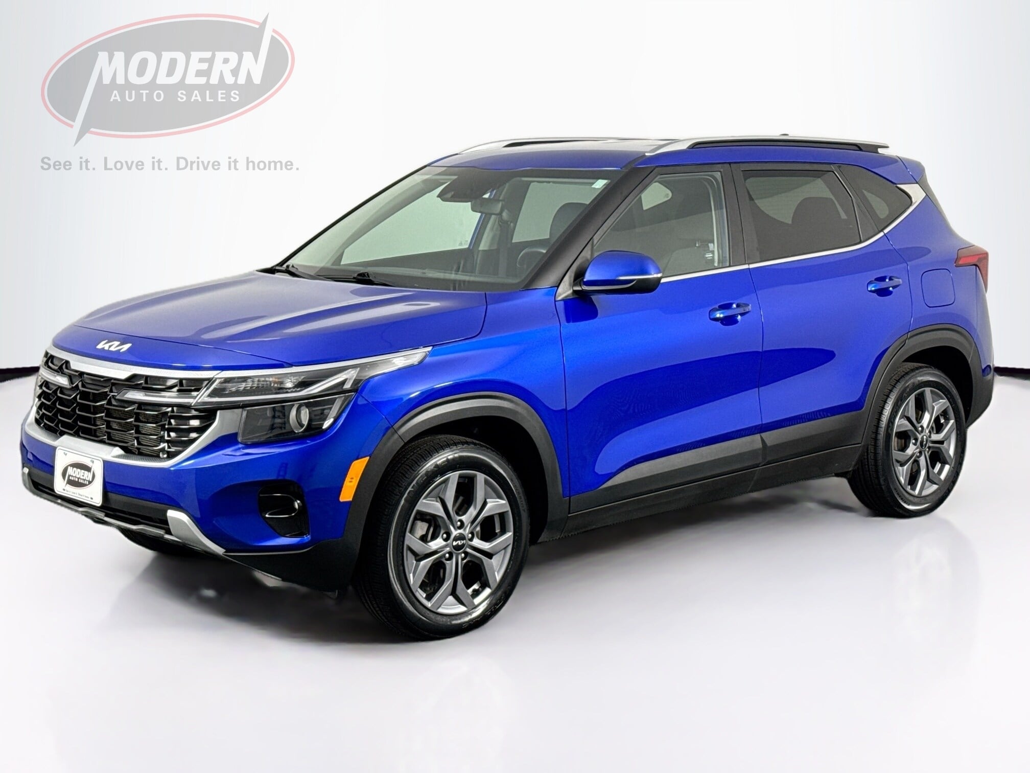 2024 Kia Seltos S's photo