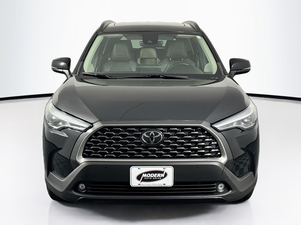 Used 2022 Toyota Corolla Cross XLE SUV
