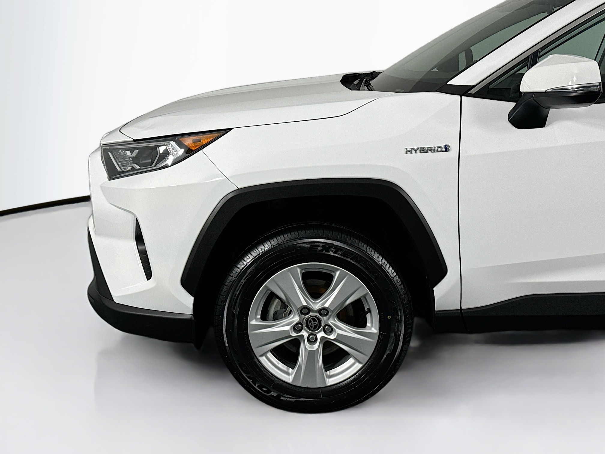 2021 Toyota RAV4 XLE - Photo 42
