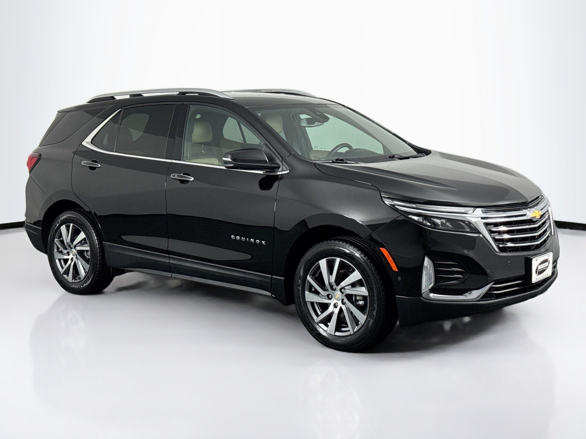 2022 Chevrolet Equinox Premier photo 2