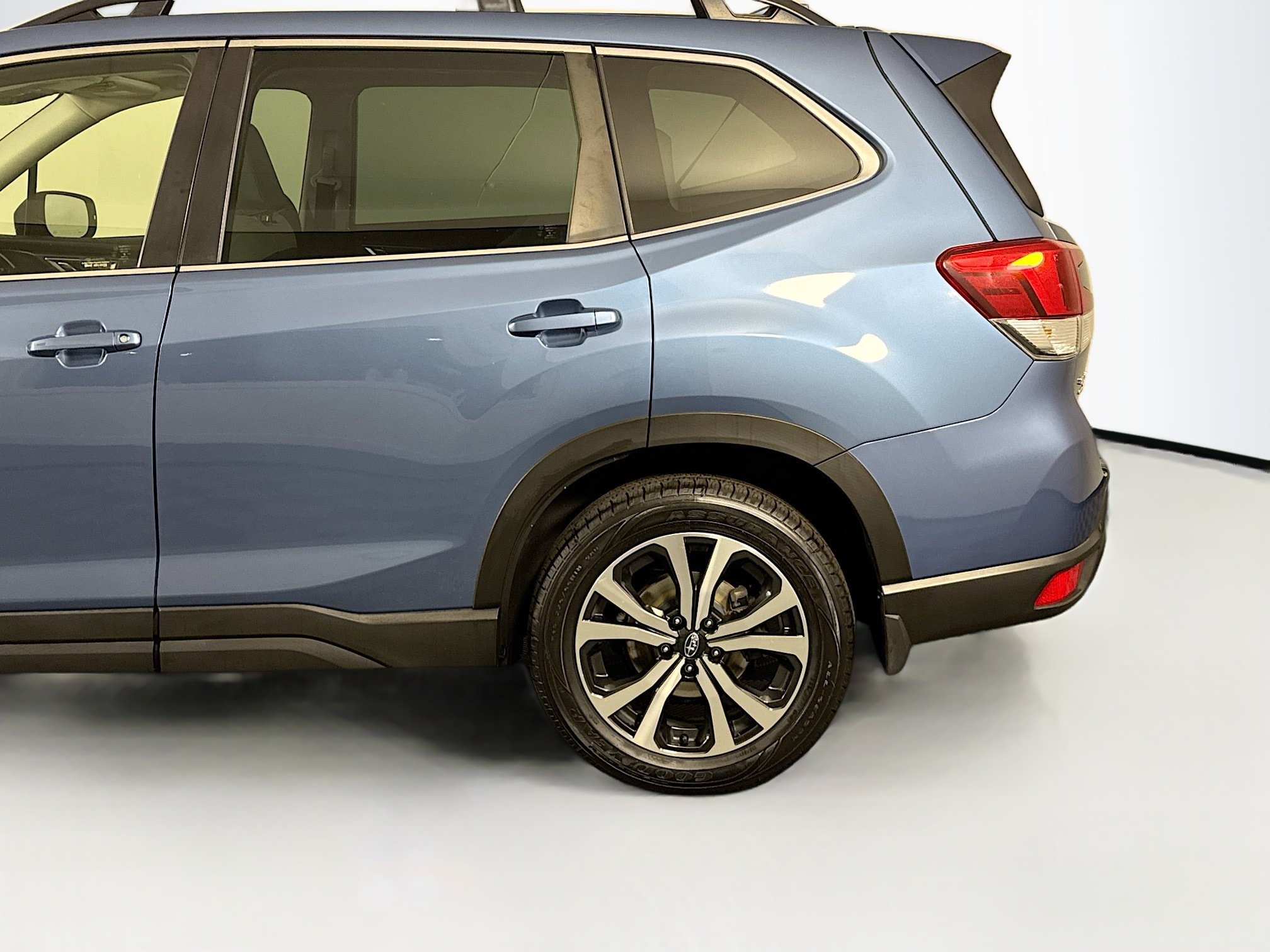 2022 Subaru Forester Limited - Photo 49