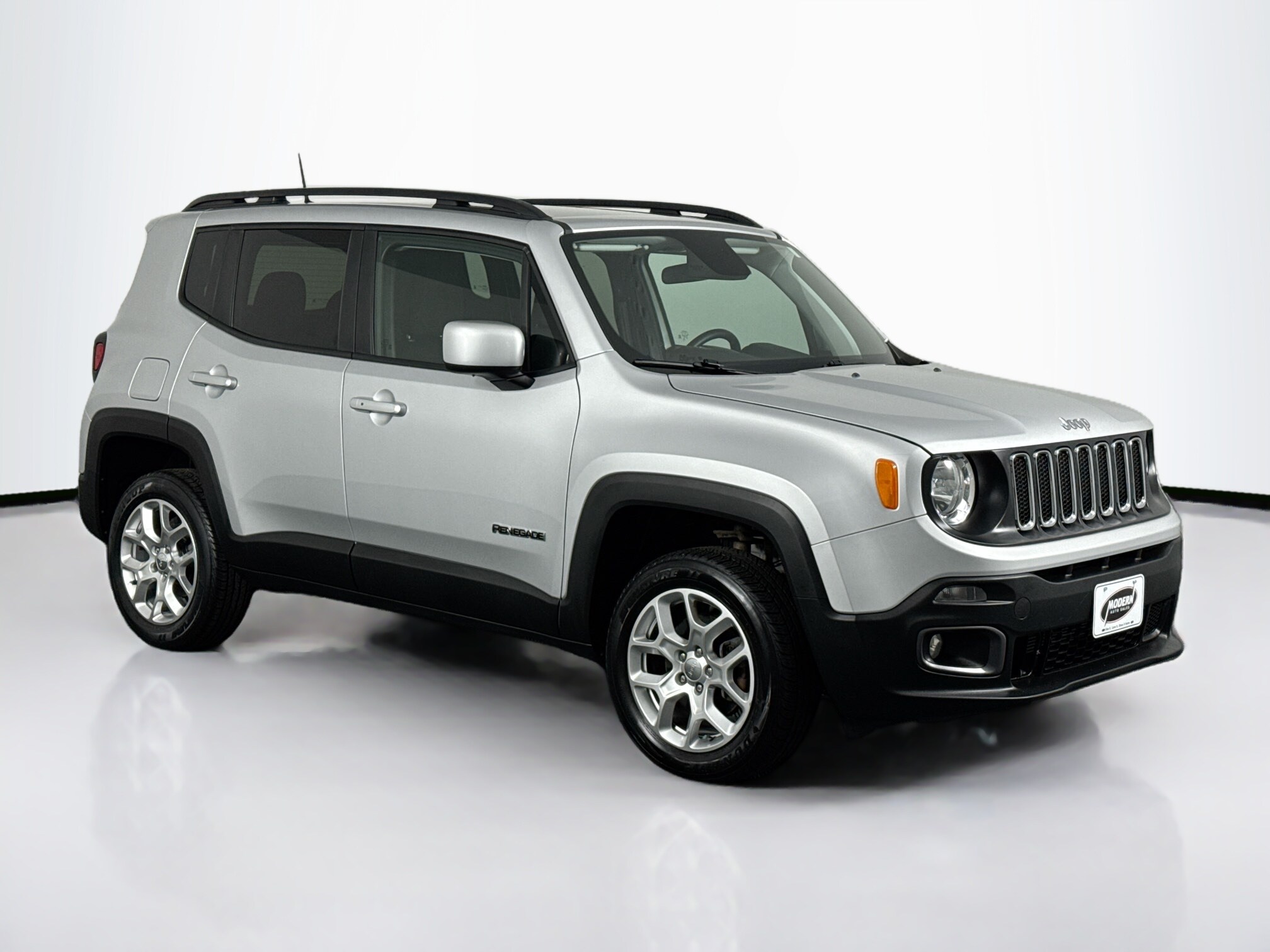 2018 Jeep Renegade Latitude North Edition photo 2