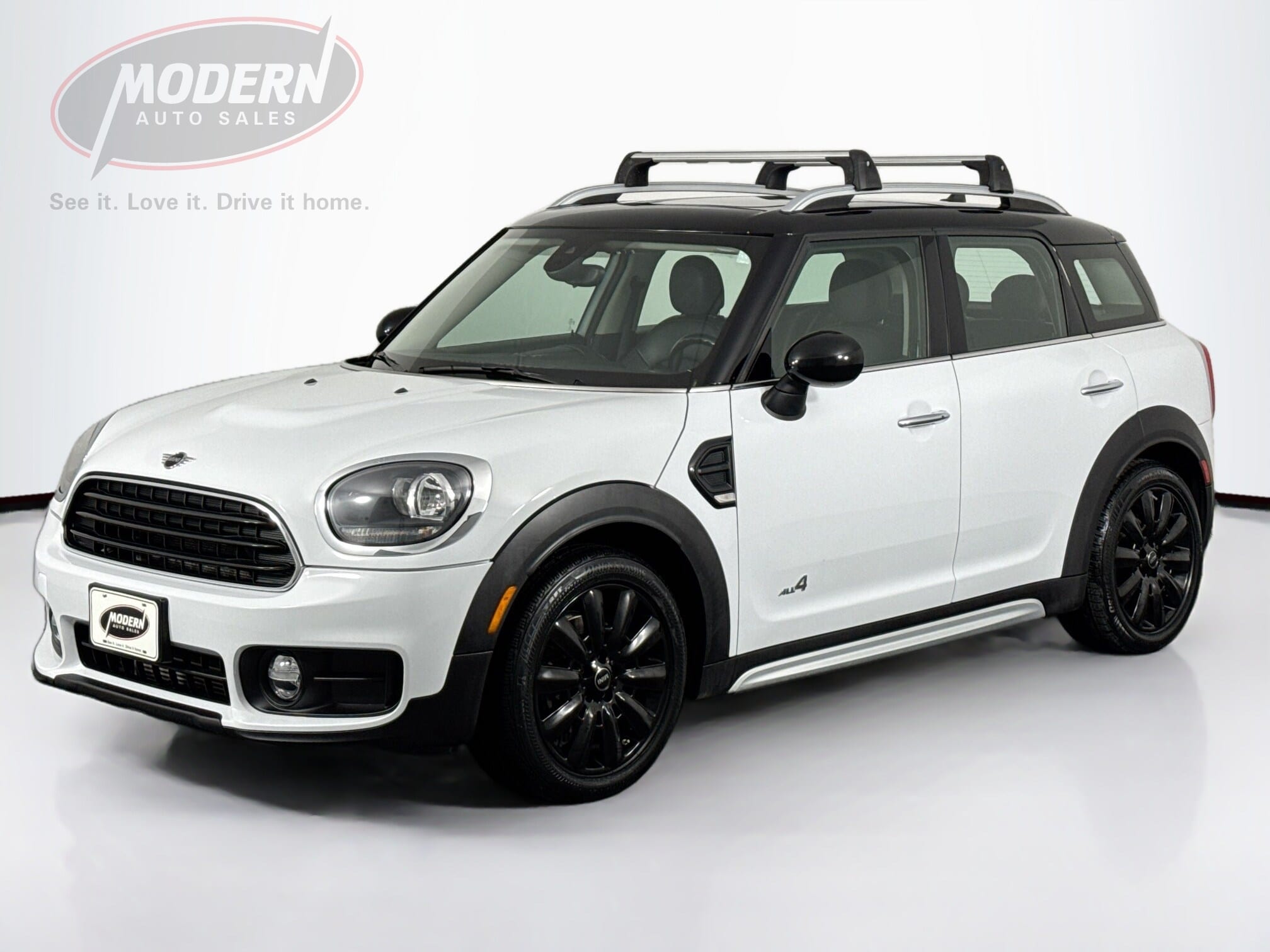 2019 MINI Countryman Base's photo