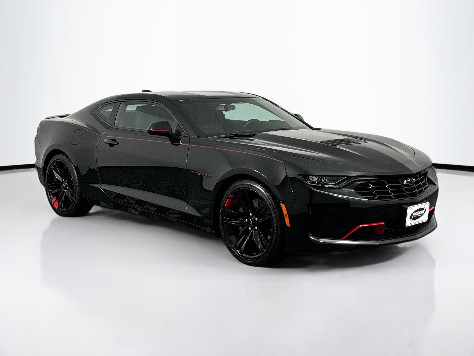2022 Chevrolet Camaro LT1 Coupe photo 2